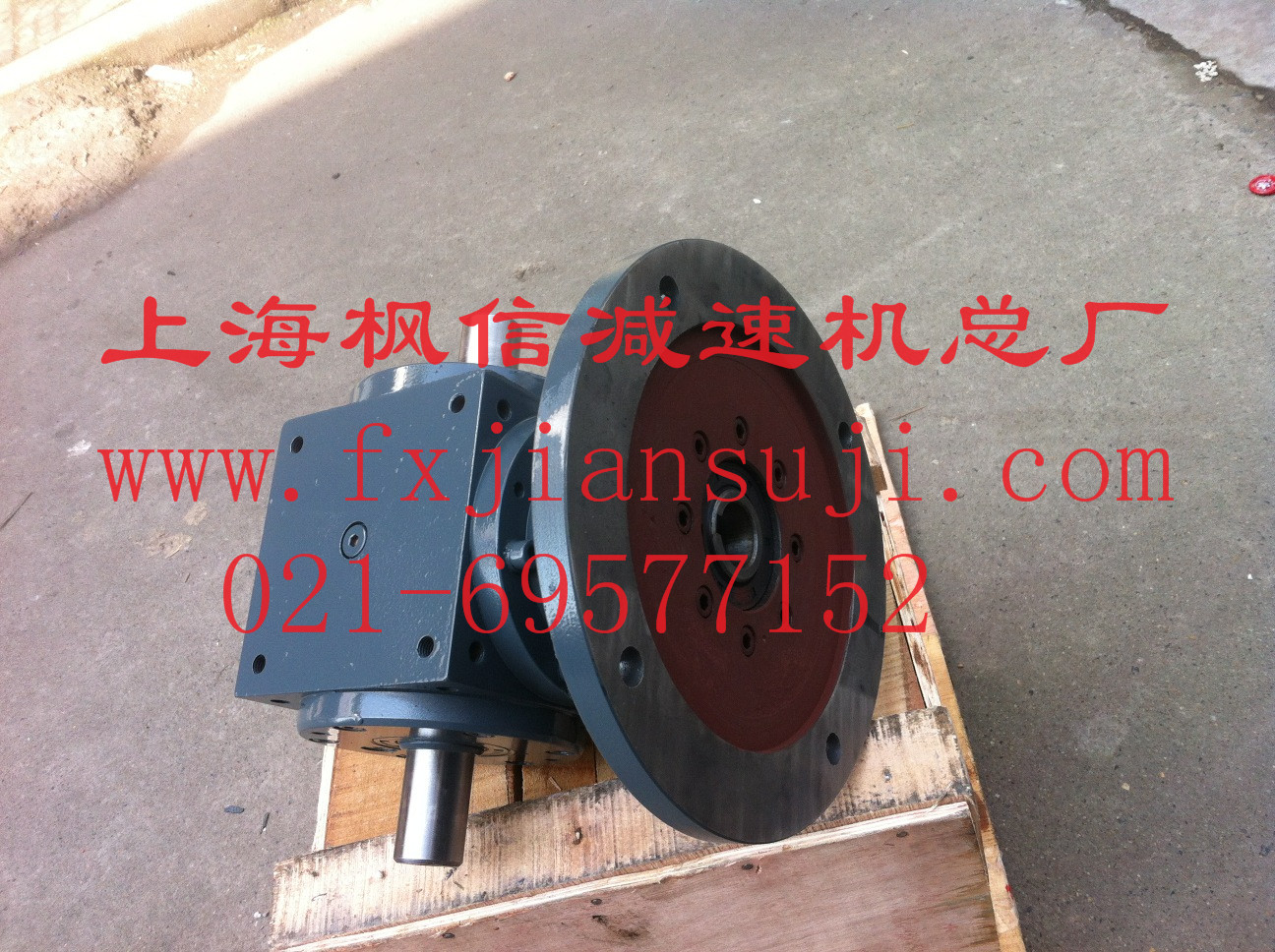 松下 伺服電機(jī)編碼器插頭 渦輪蝸桿減速機(jī)175蝸桿減速箱 步進(jìn)電機(jī)河南省周口市沈丘縣